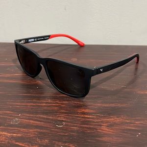 Puma cat 3 sunglasses great condition polarized